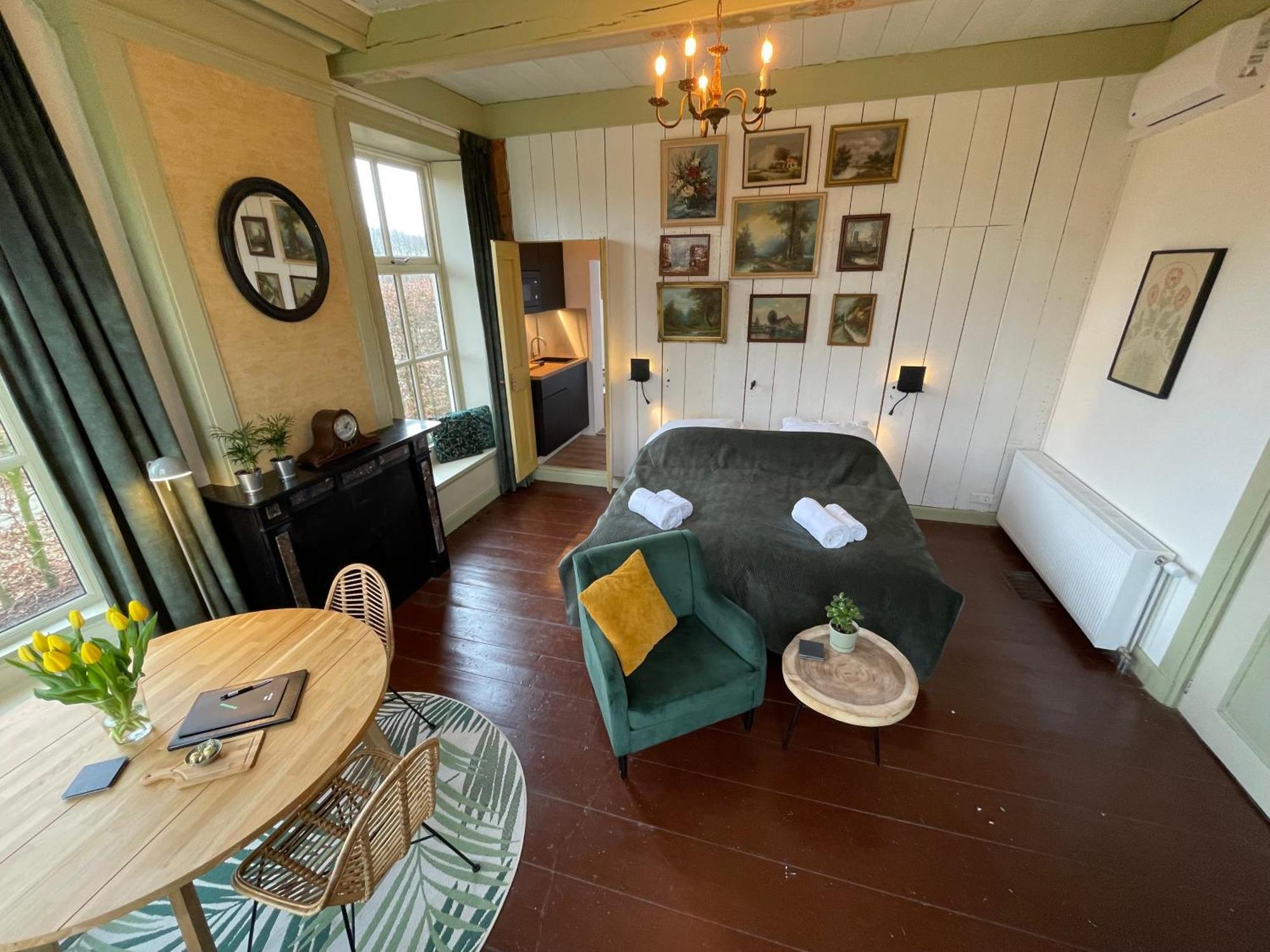 Suite In Prachtige Groningse Boerderij Uit 1856 Schildwolde 客房 照片
